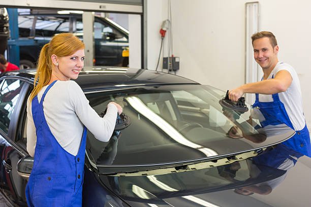 Auto Glass Repair La Mirada CA - Expert Windshield Repair and Replacement Solutions with LA Habra Auto Glass