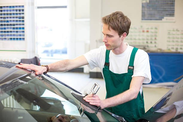 Windshield Repair La Habra CA - Reliable Auto Glass Repair and Replacement Services